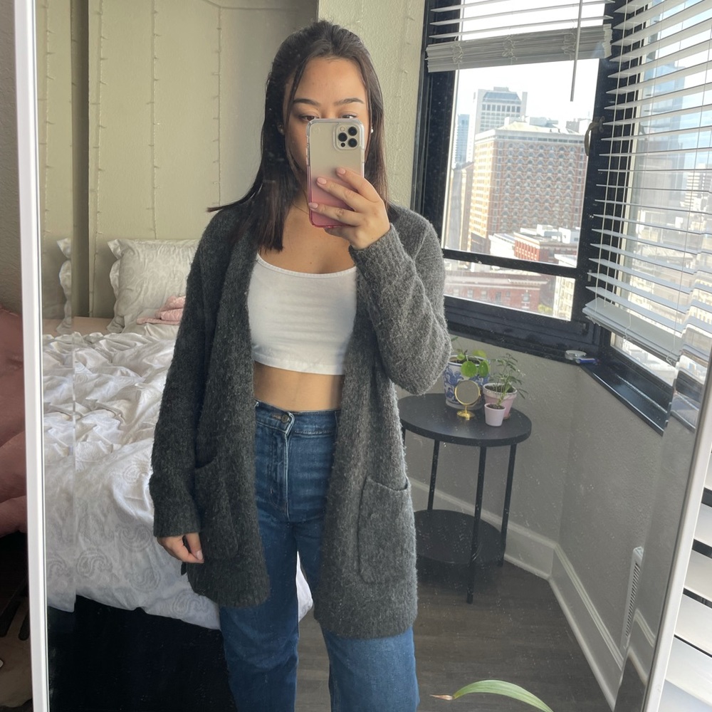 Grey abercrombie cardigan